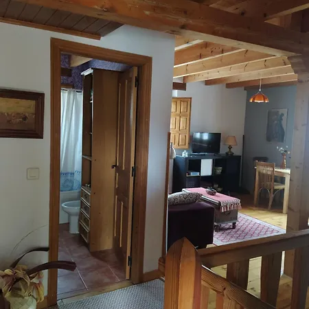 La Casa Del Pueblo El Berrugon *