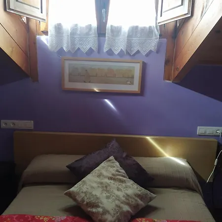 La Casa Del Pueblo El Berrugon