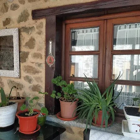 La Casa Del Pueblo El Berrugon